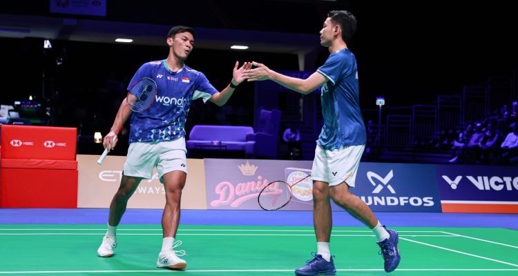 FajarFikri9_QF_DenmarkOpen2025_PBSI_20251017-scaled