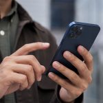 Ponsel Jadi Pusat Aktivitas Digital Pakar Ingatkan Pentingnya Perlindungan Data