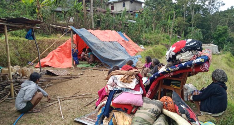 Tenda darurat di NTT