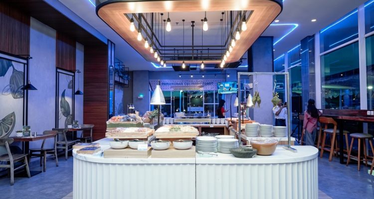 Sambut 2027, fave+ hotel Pamanukan Gelar Tahun Baru bersama Novia Rozma
